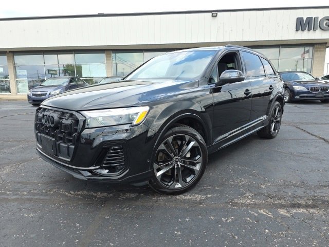 Used 2025 Audi Q7 3.0T Premium Plus w/ Premium Plus Package image 2