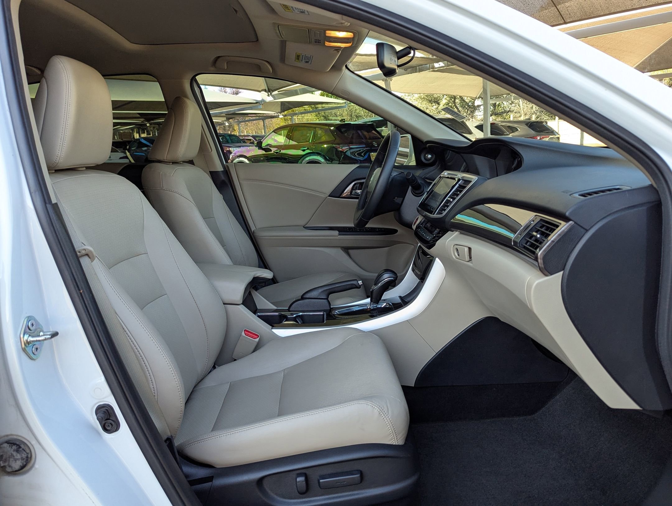 Used 2016 Honda Accord EX-L image 27