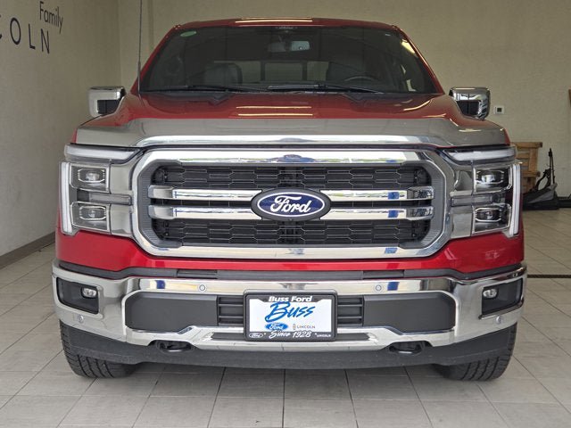Used 2022 Ford Explorer Platinum w/ Equipment Group 601A AWD/4WD image 2