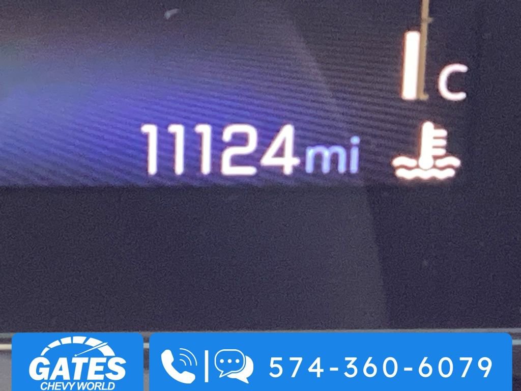 Used 2026 Chevrolet Trax ACTIV FWD image 4