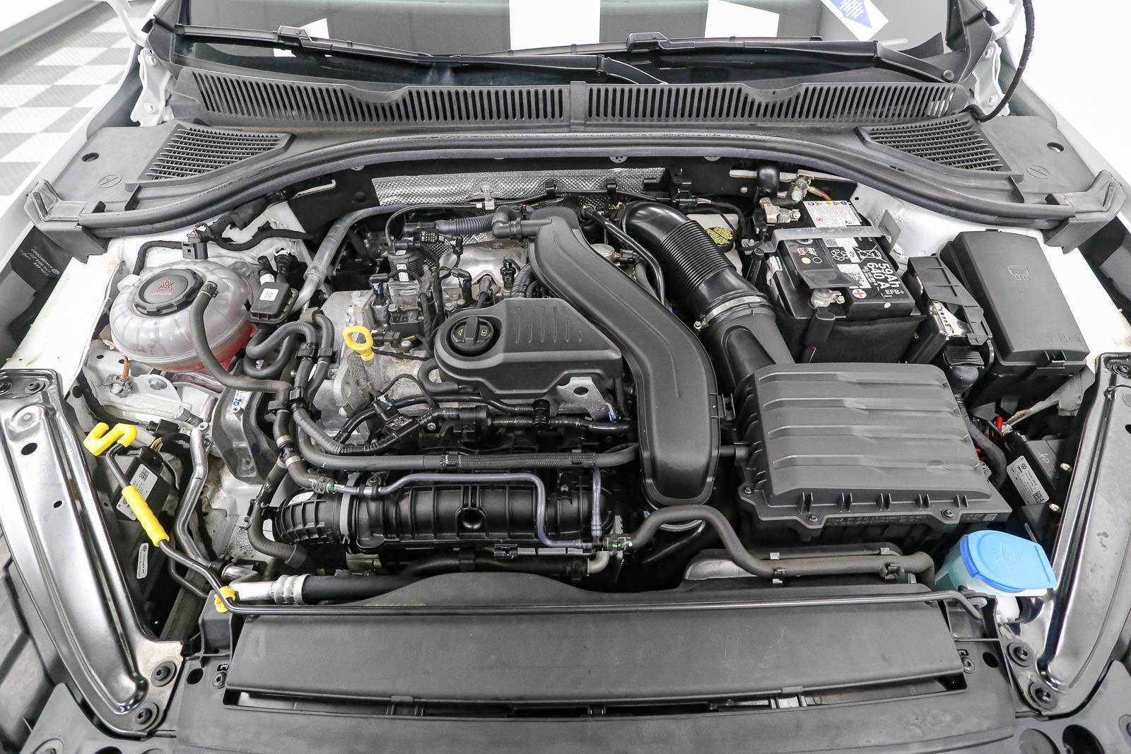 Used 2024 Volkswagen Jetta SE image 15