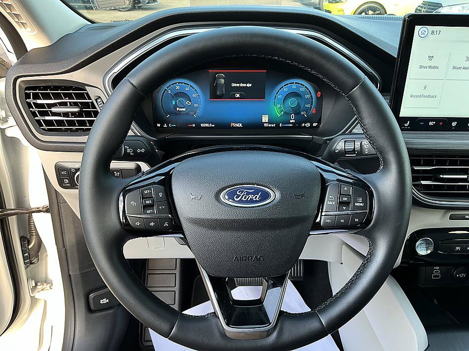 Used 2026 Ford Escape Platinum w/ Premium Technology Package AWD/4WD image 14