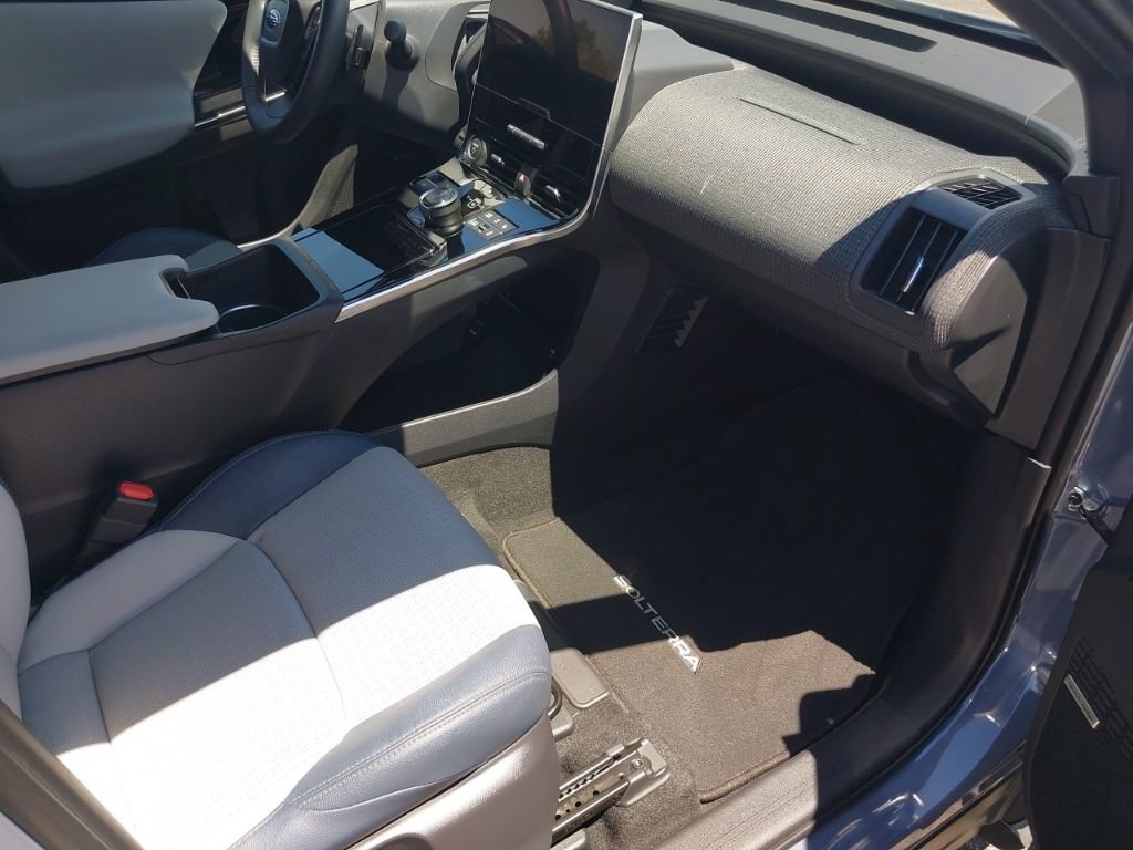 Used 2023 Subaru Solterra AWD image 10