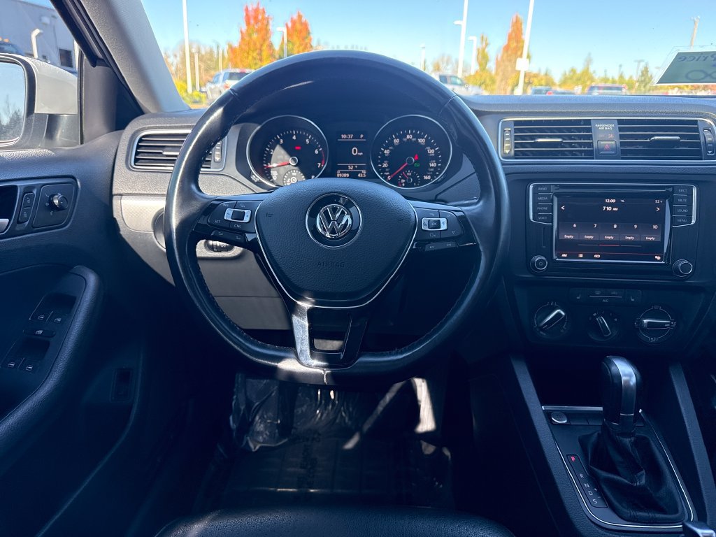 Used 2017 Volkswagen Jetta SE FWD image 15