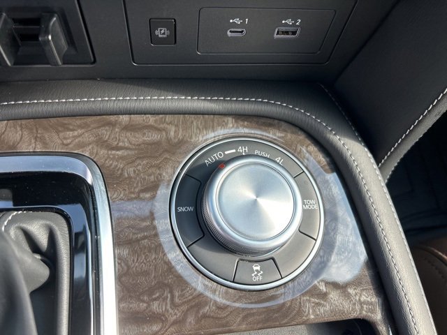 Used 2024 Nissan Armada Platinum w/ Captain's Chairs Package image 28