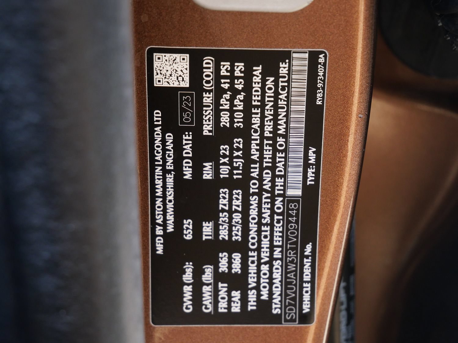 Used 2024 Aston Martin DBX AWD/4WD image 29
