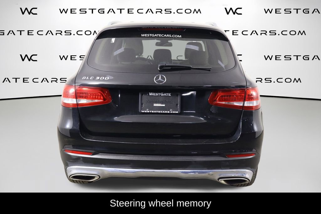Used 2016 Mercedes-Benz GLC 300 image 4