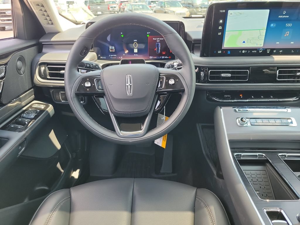 New 2026 Lincoln Aviator AWD image 12