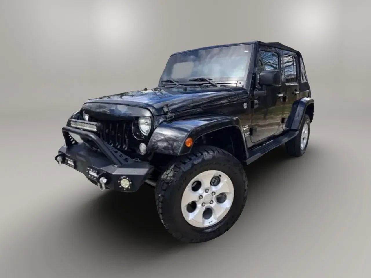 Used 2015 Jeep Wrangler Unlimited Sahara w/ Connectivity Group