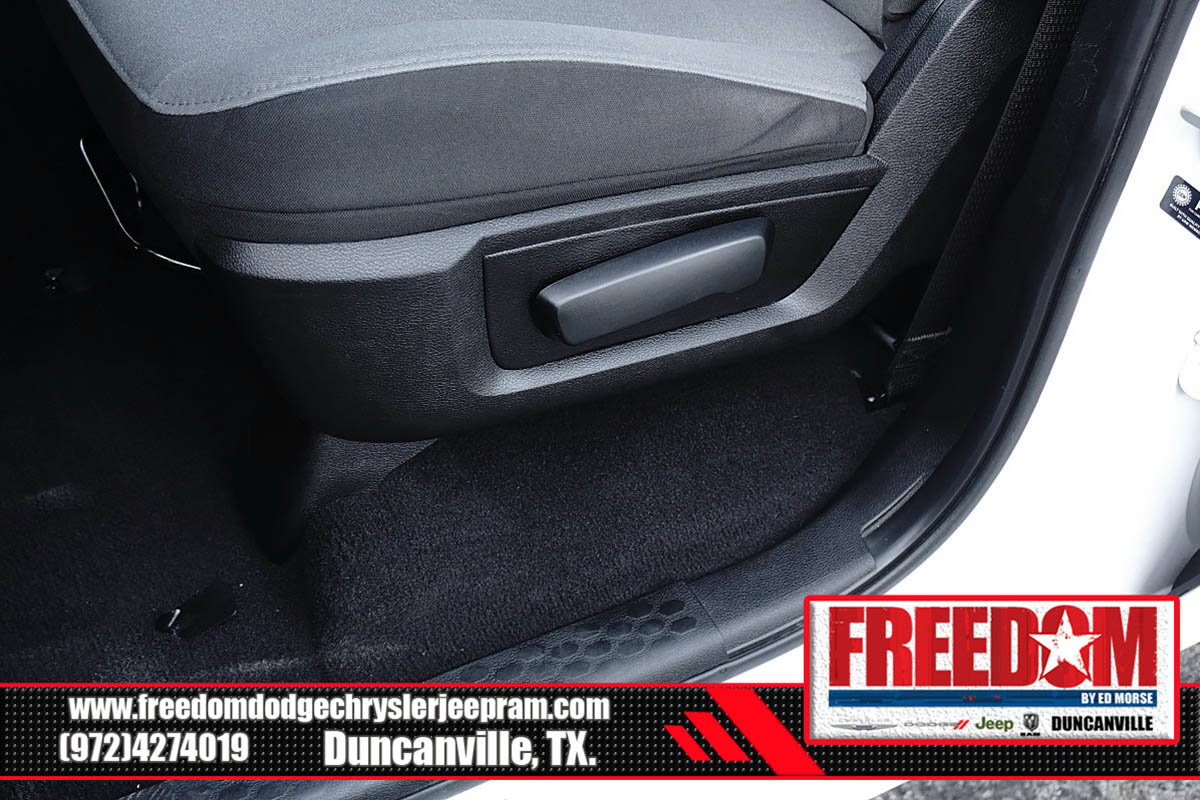Certified 2024 RAM 1500 Classic SLT RWD image 32