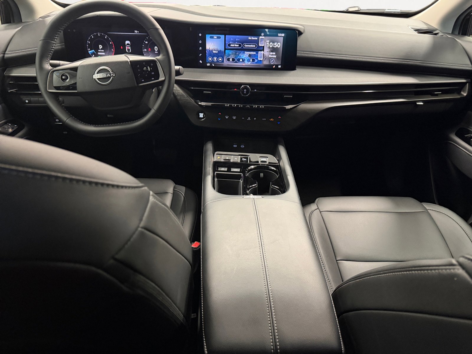 Used 2025 Nissan Murano SV AWD/4WD image 3