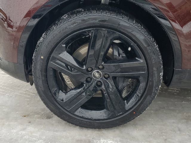 New 2026 Land Rover Discovery Limited Edition image 10