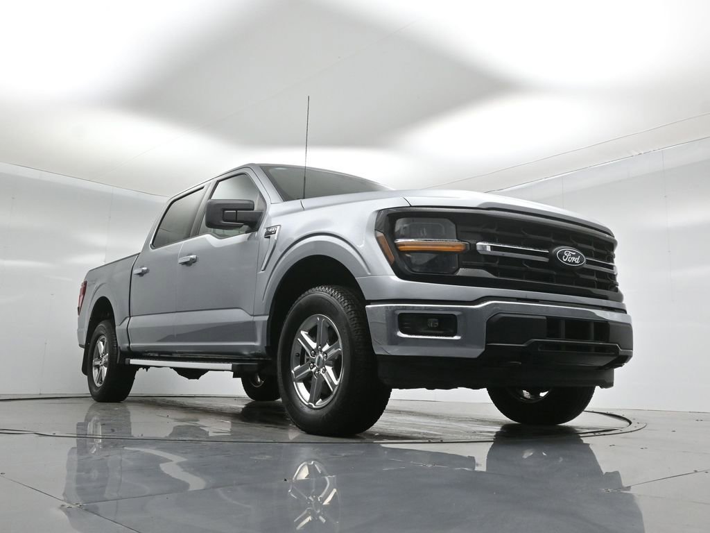 Certified 2025 Ford F150 XLT w/ Equipment Group 301A Standard image 44