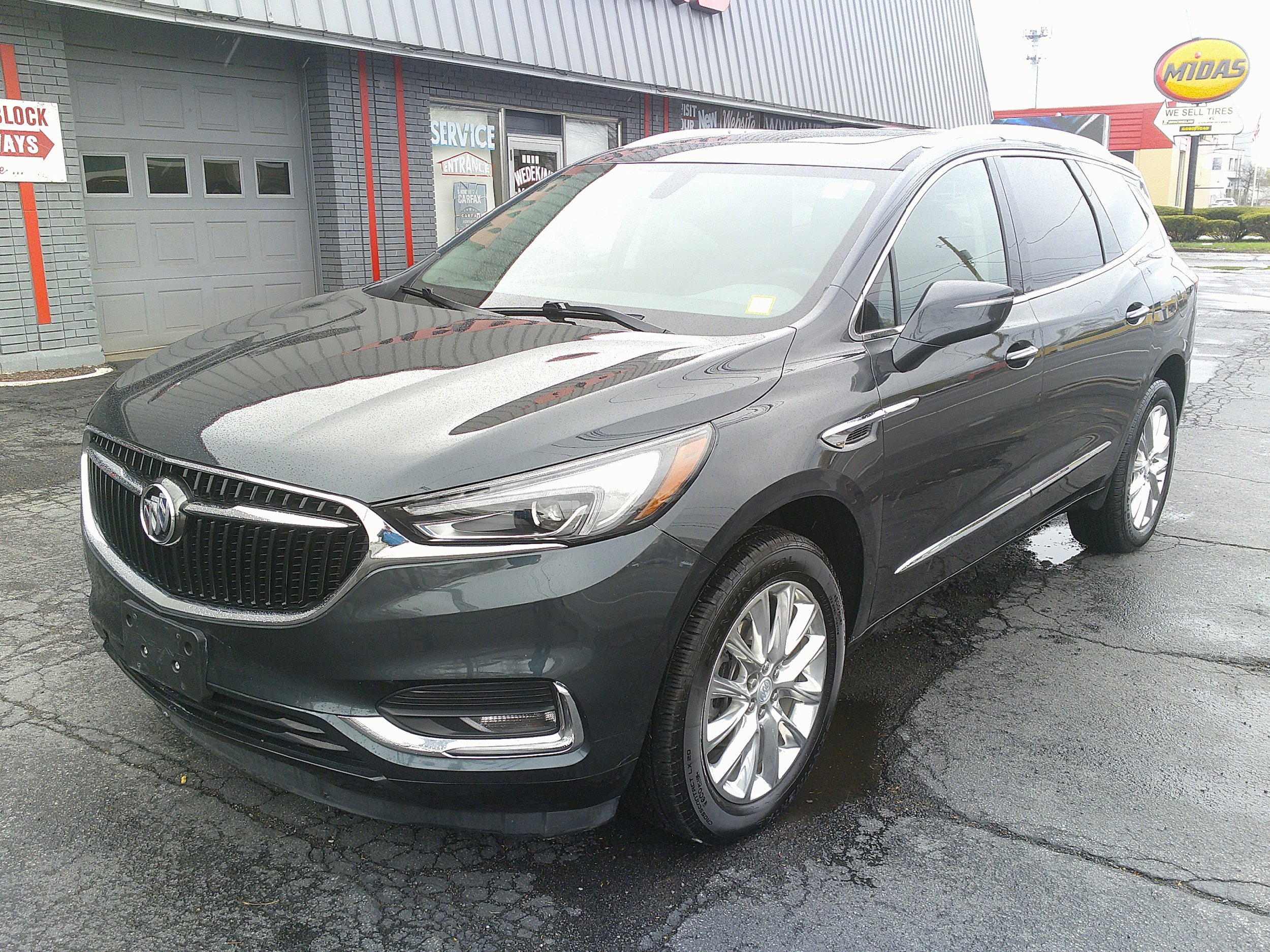 Used 2021 Buick Enclave Essence w/ Sound and Sites Package image 12