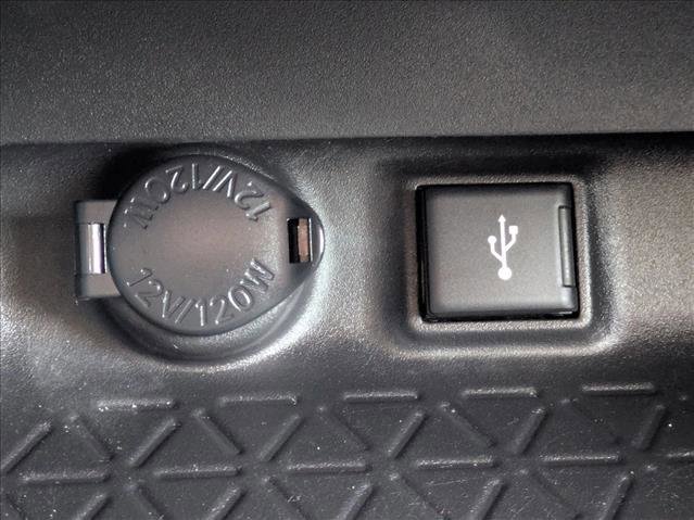 Used 2022 Toyota RAV4 XLE image 15