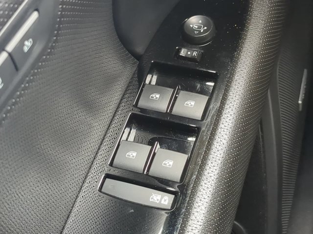 Used 2018 Cadillac XTS Luxury FWD image 25