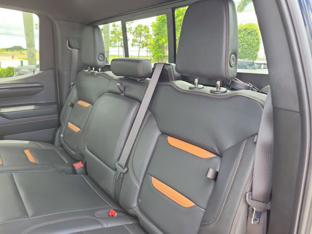 Used 2024 GMC Sierra 1500 AT4 w/ Technology Package AWD/4WD image 15