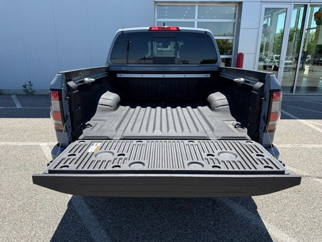 Certified 2023 Nissan Frontier PRO-4X w/ Pro-4X Premium Package AWD/4WD image 10
