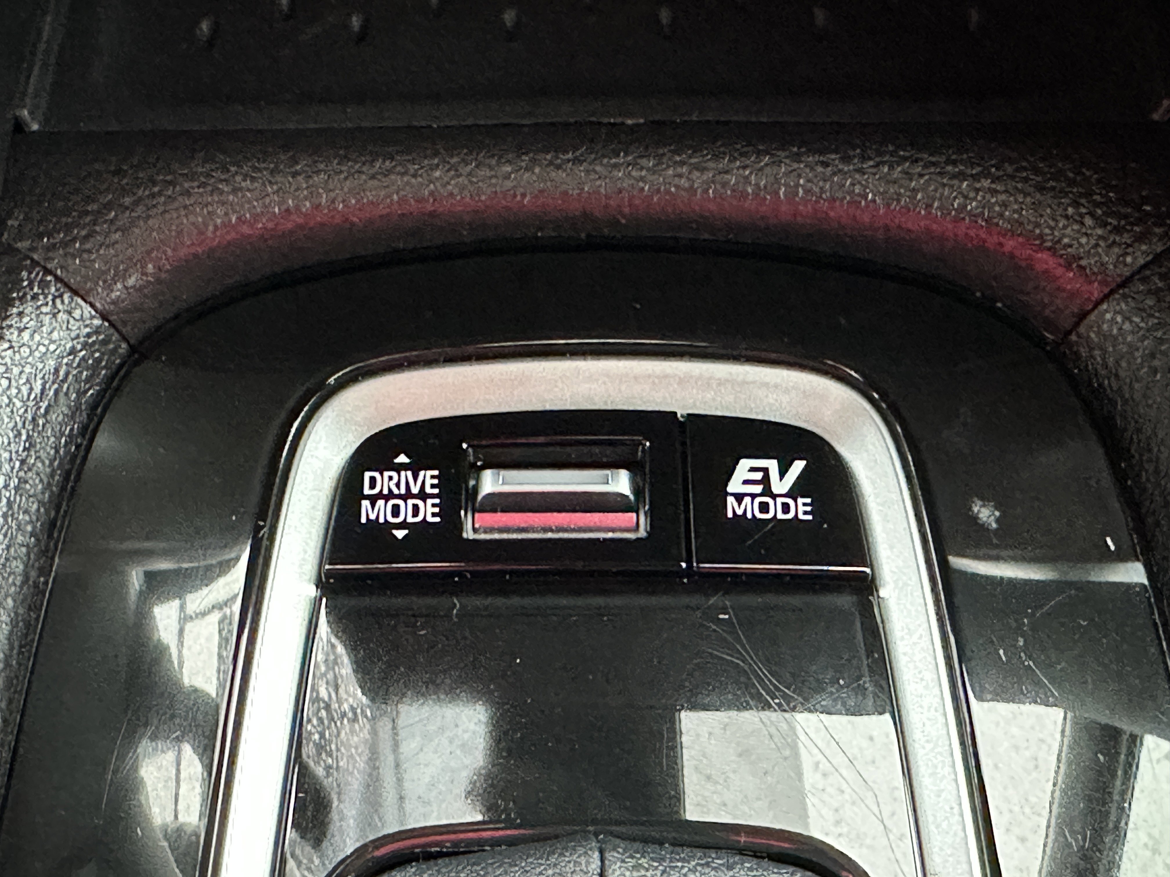 Used 2025 Toyota Corolla Cross AWD Hybrid image 42
