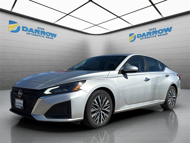 Certified 2023 Nissan Altima 2.5 SV image 1