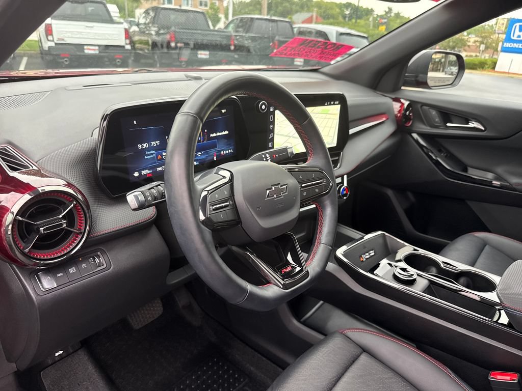 Used 2025 Chevrolet Equinox RS w/ Convenience Package III AWD/4WD image 15