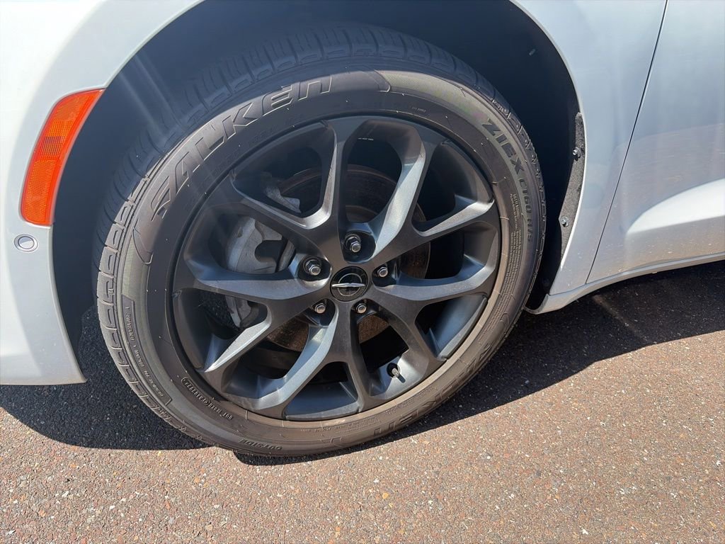 Certified 2021 Chrysler Pacifica Limited w/ Premium & Safety Sphere Group image 4