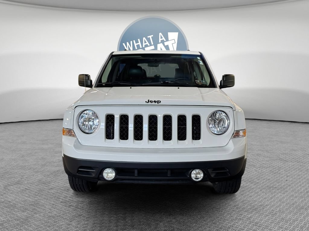 Used 2015 Jeep Patriot High Altitude AWD/4WD image 9