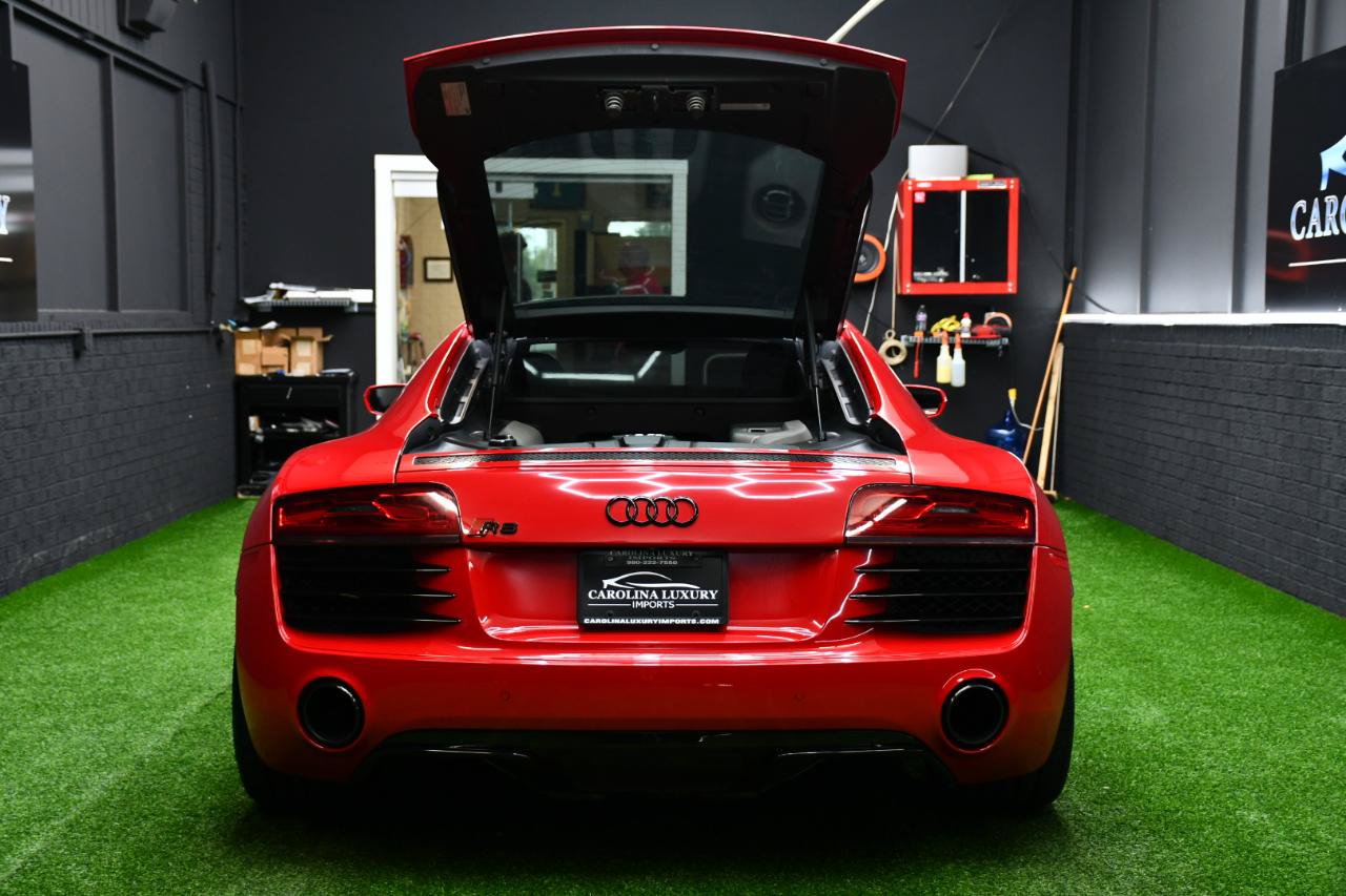 Used 2014 Audi R8 V8 w/ Convenience Package AWD/4WD image 19