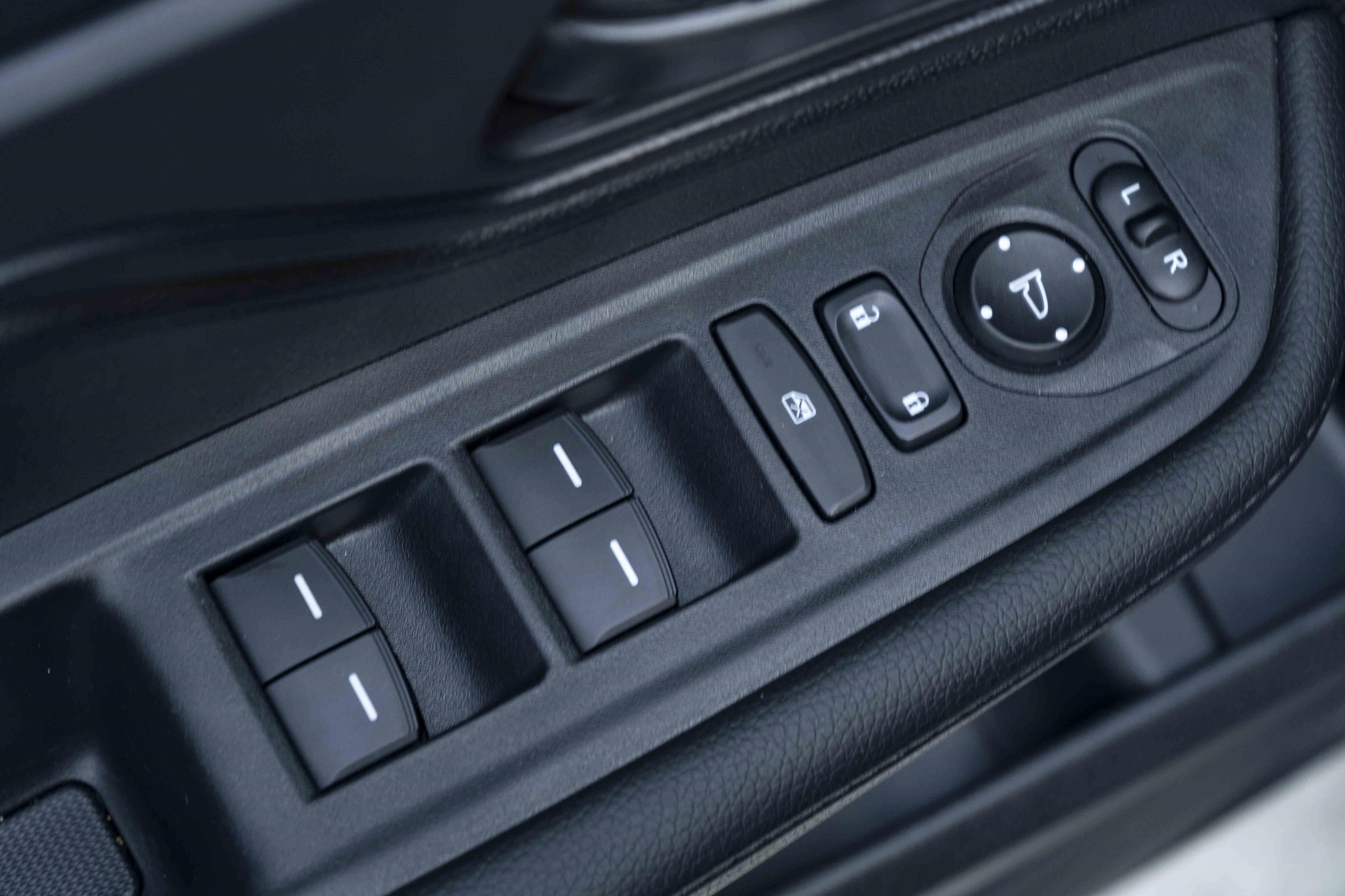 Used 2025 Honda Odyssey Sport-L image 37