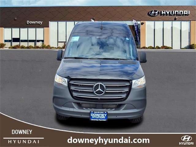 Used 2023 Mercedes-Benz Sprinter 2500 image 2