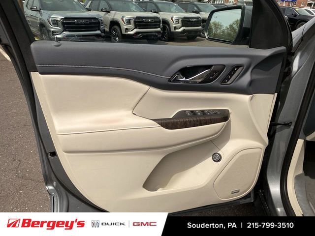 Certified 2023 GMC Acadia Denali w/ Denali Ultimate Package image 26