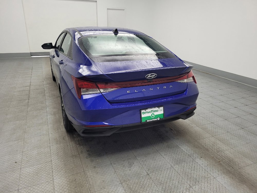 Used 2023 Hyundai Elantra SEL w/ Convenience Package FWD image 6