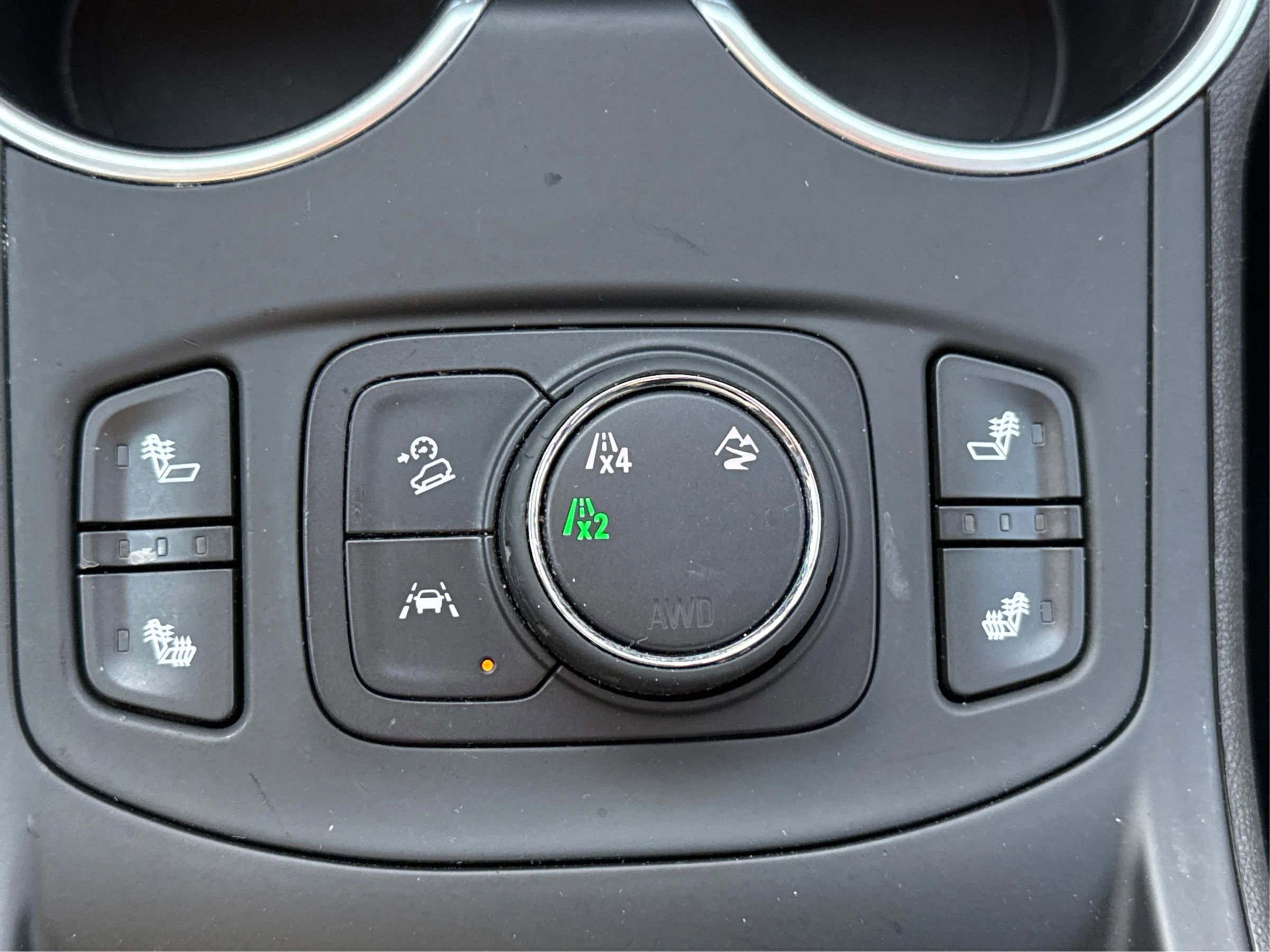 Used 2022 GMC Terrain SLT image 28