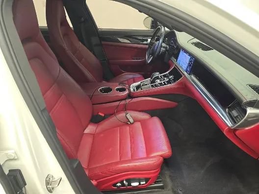 Used 2018 Porsche Panamera 4 AWD/4WD image 26