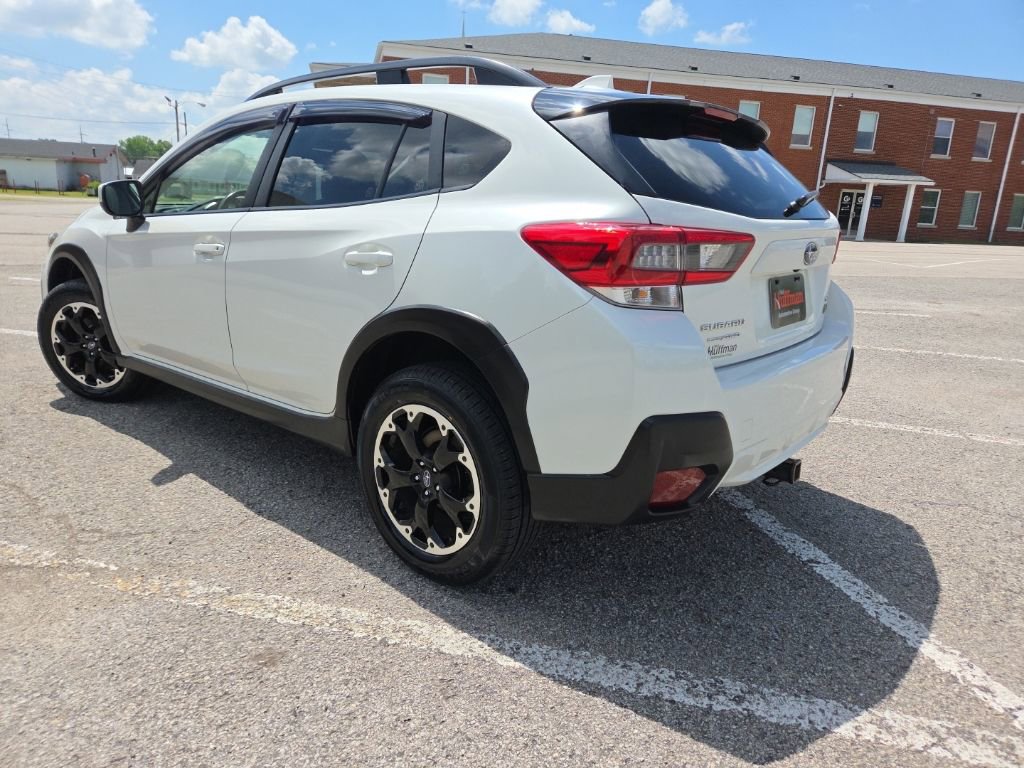 Used 2022 Subaru Crosstrek 2.0i Premium w/ Moonroof Package AWD/4WD image 4