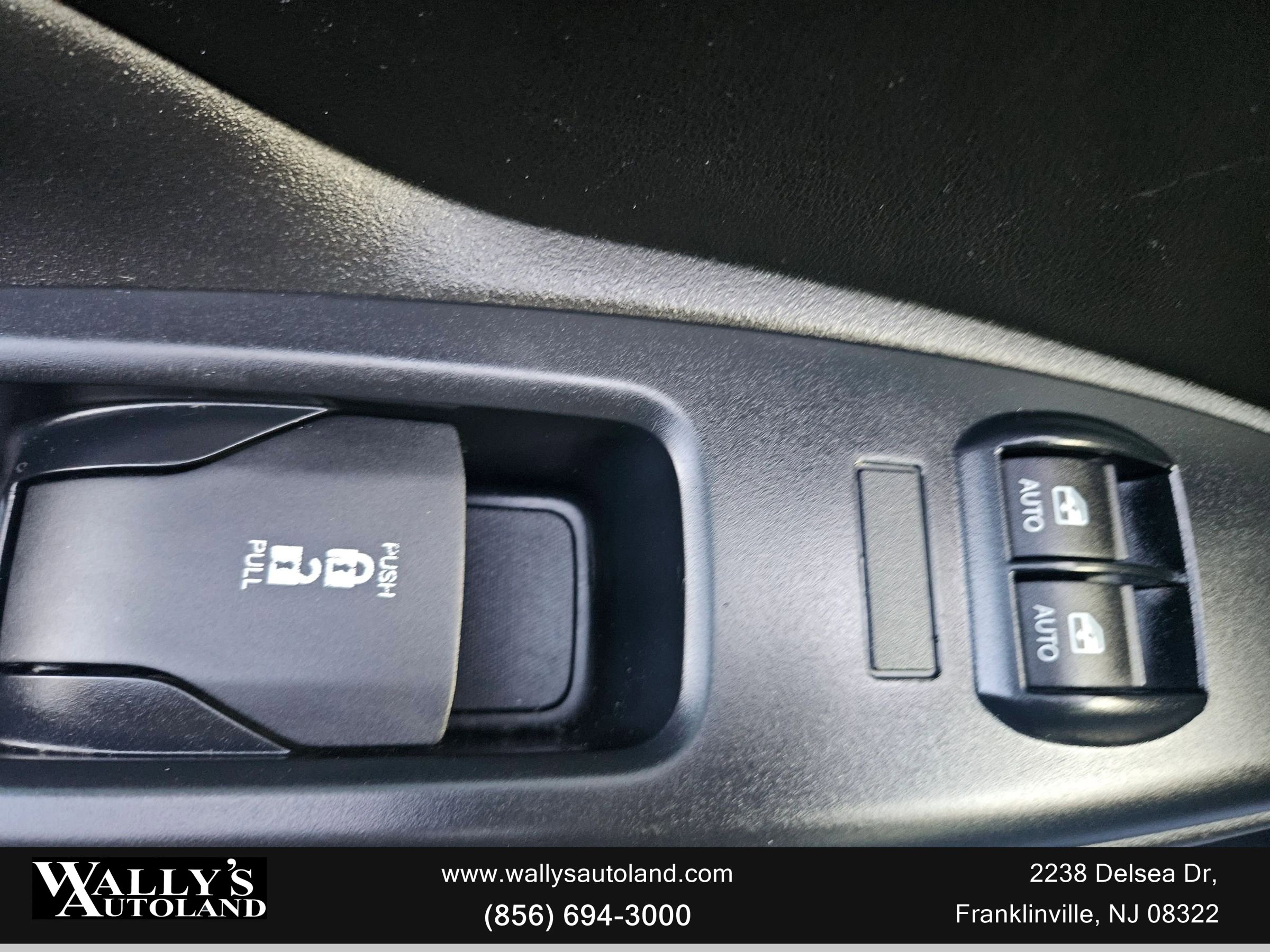 Used 2019 RAM ProMaster City Tradesman SLT image 16