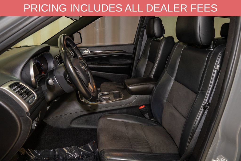 Used 2021 Jeep Grand Cherokee Laredo X AWD/4WD image 12