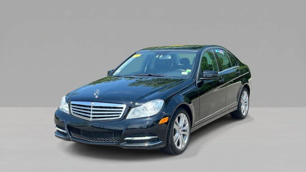 Used 2013 Mercedes-Benz C 300 4MATIC Sedan image 4