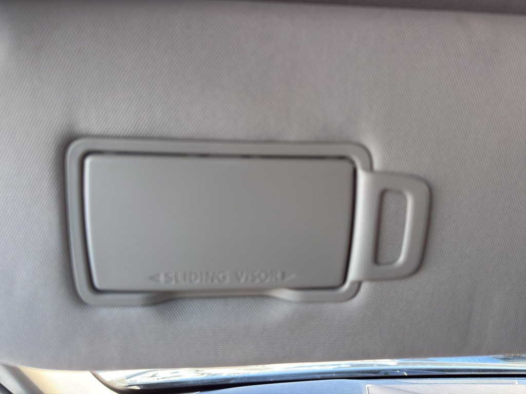 Used 2025 Nissan Murano SV image 25