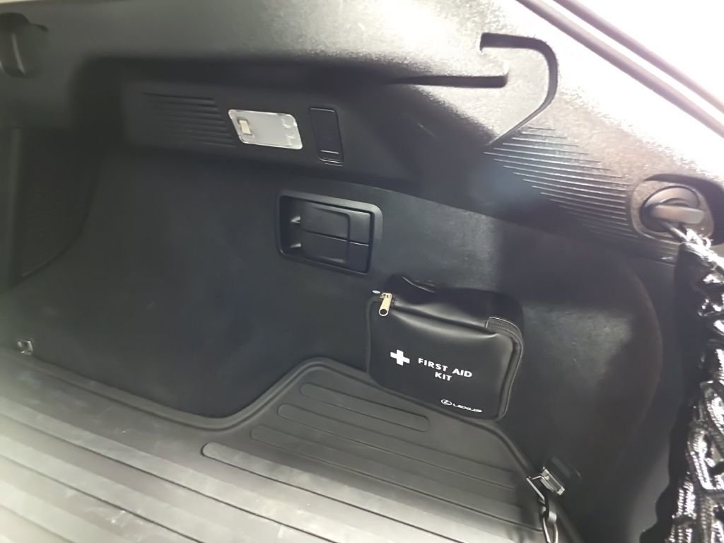Used 2018 Lexus RX 450h AWD w/ Premium Package image 41