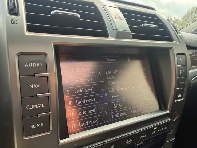 Used 2014 Lexus GX 460 Luxury image 28