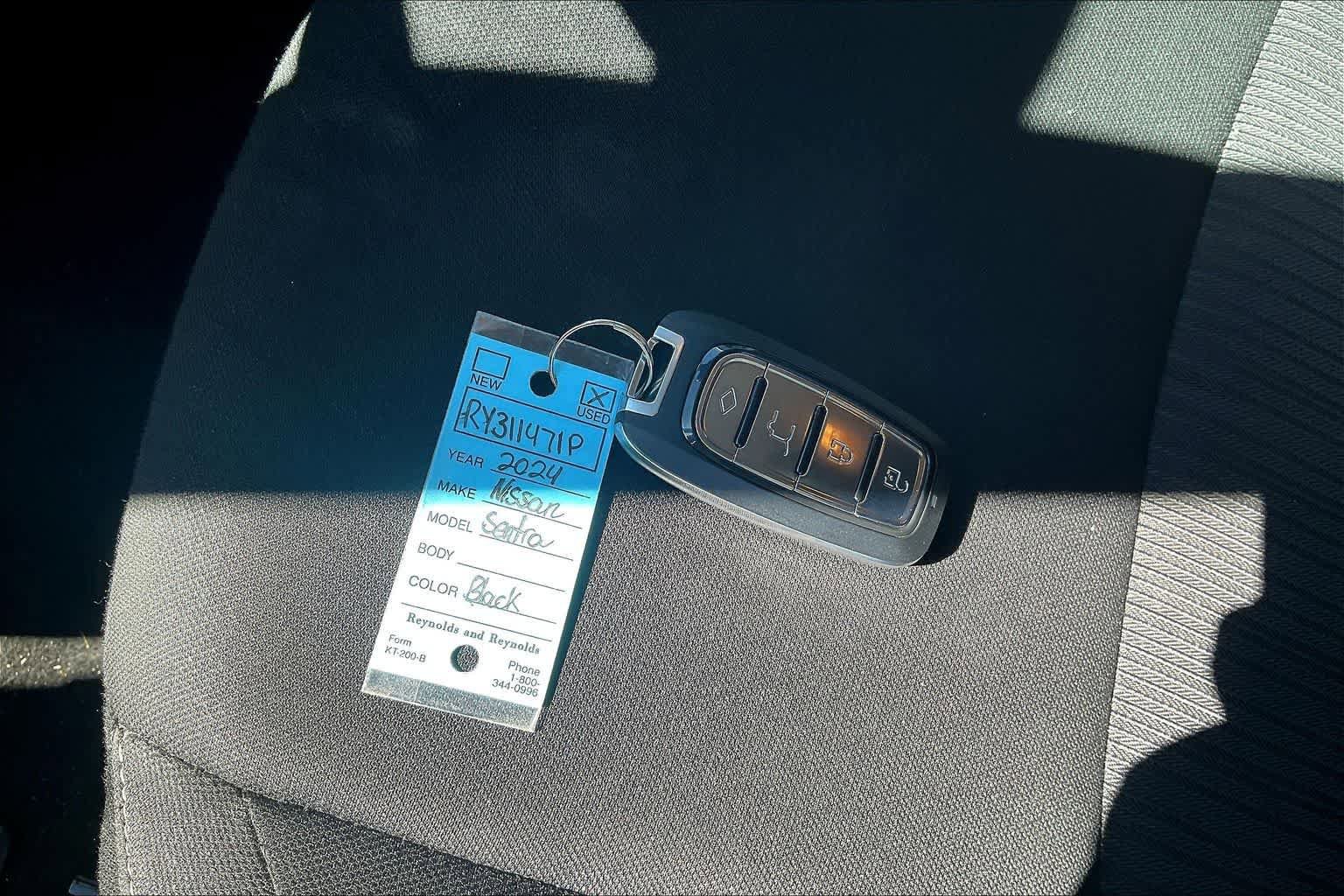Used 2024 Nissan Sentra SV FWD image 19