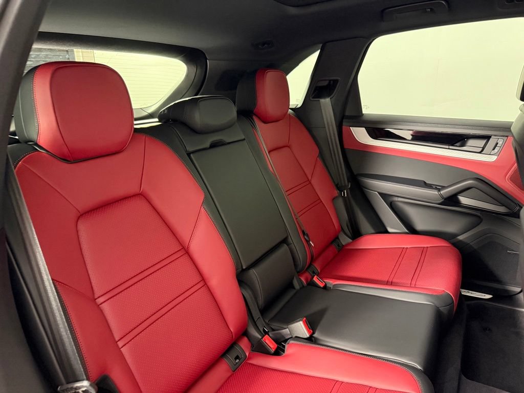 New 2026 Porsche Cayenne AWD/4WD image 19