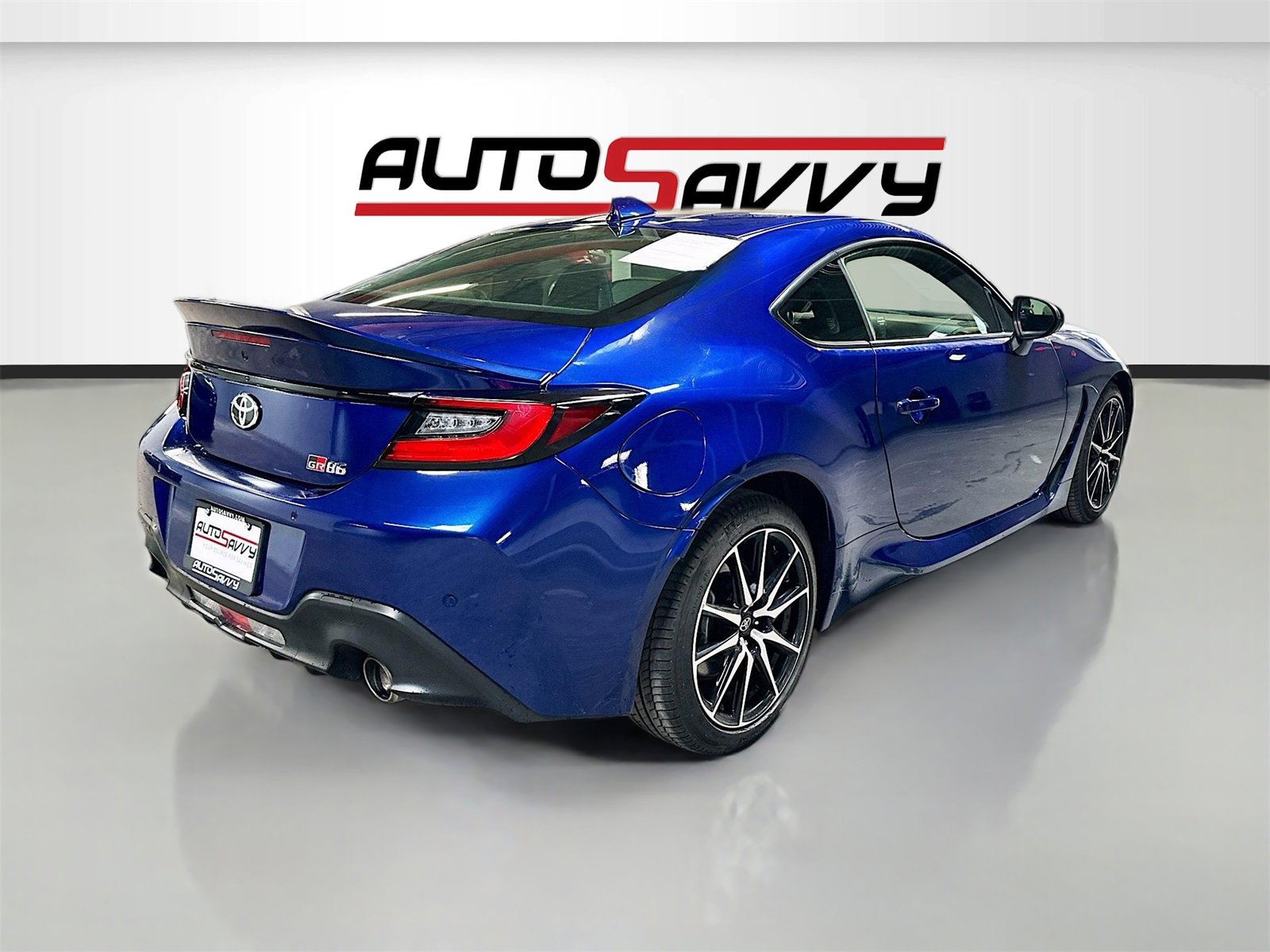 Used 2023 Toyota GR86 Premium w/ ALL Weather Mat Package (TMS) image 7