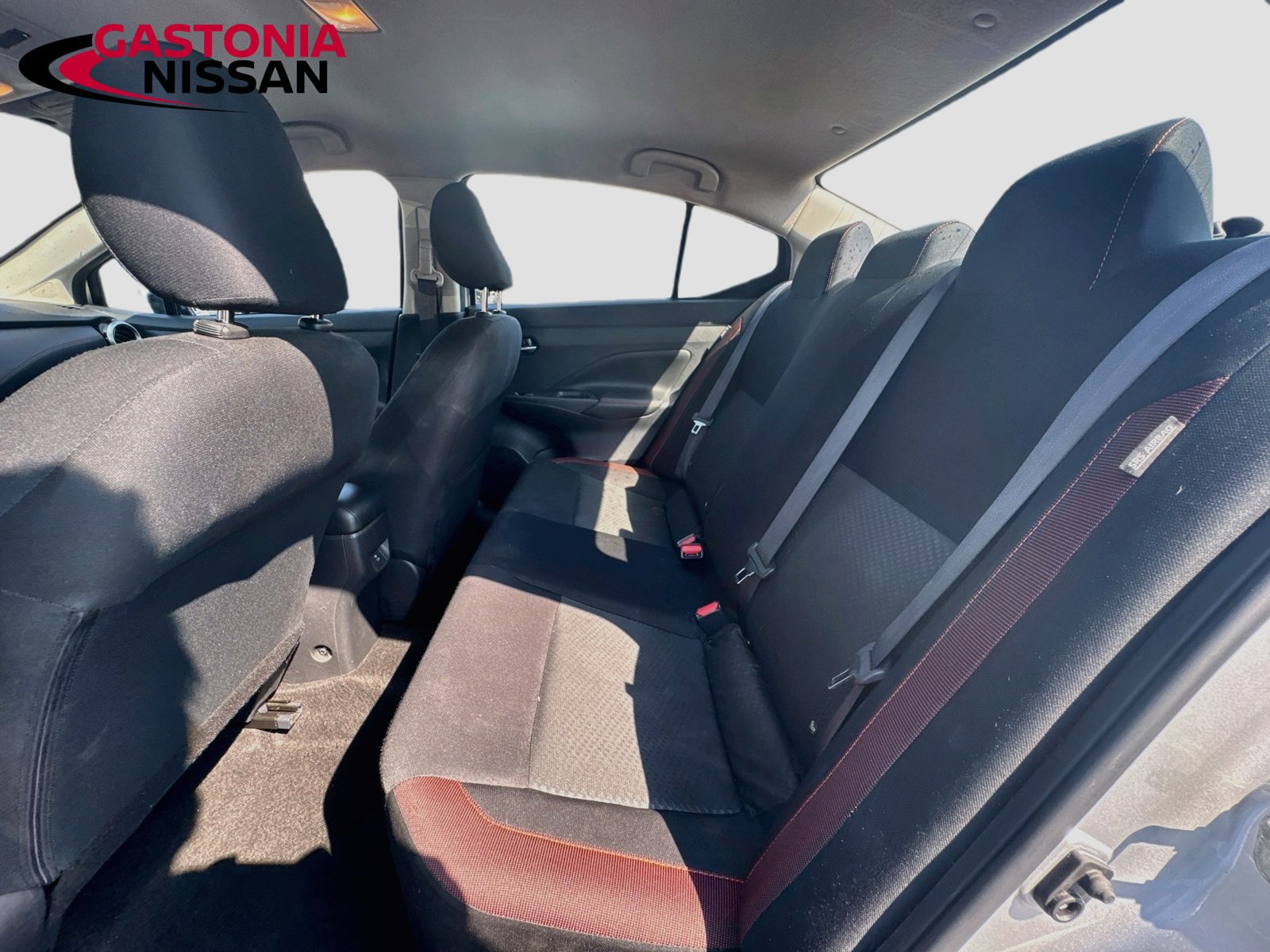 Used 2024 Nissan Versa SR FWD image 32