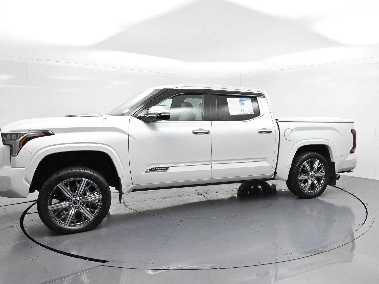Used 2023 Toyota Tundra Capstone AWD/4WD image 4