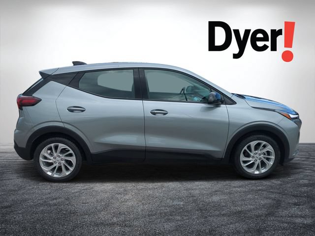 New 2027 Chevrolet Bolt LT w/ Comfort Package FWD image 2