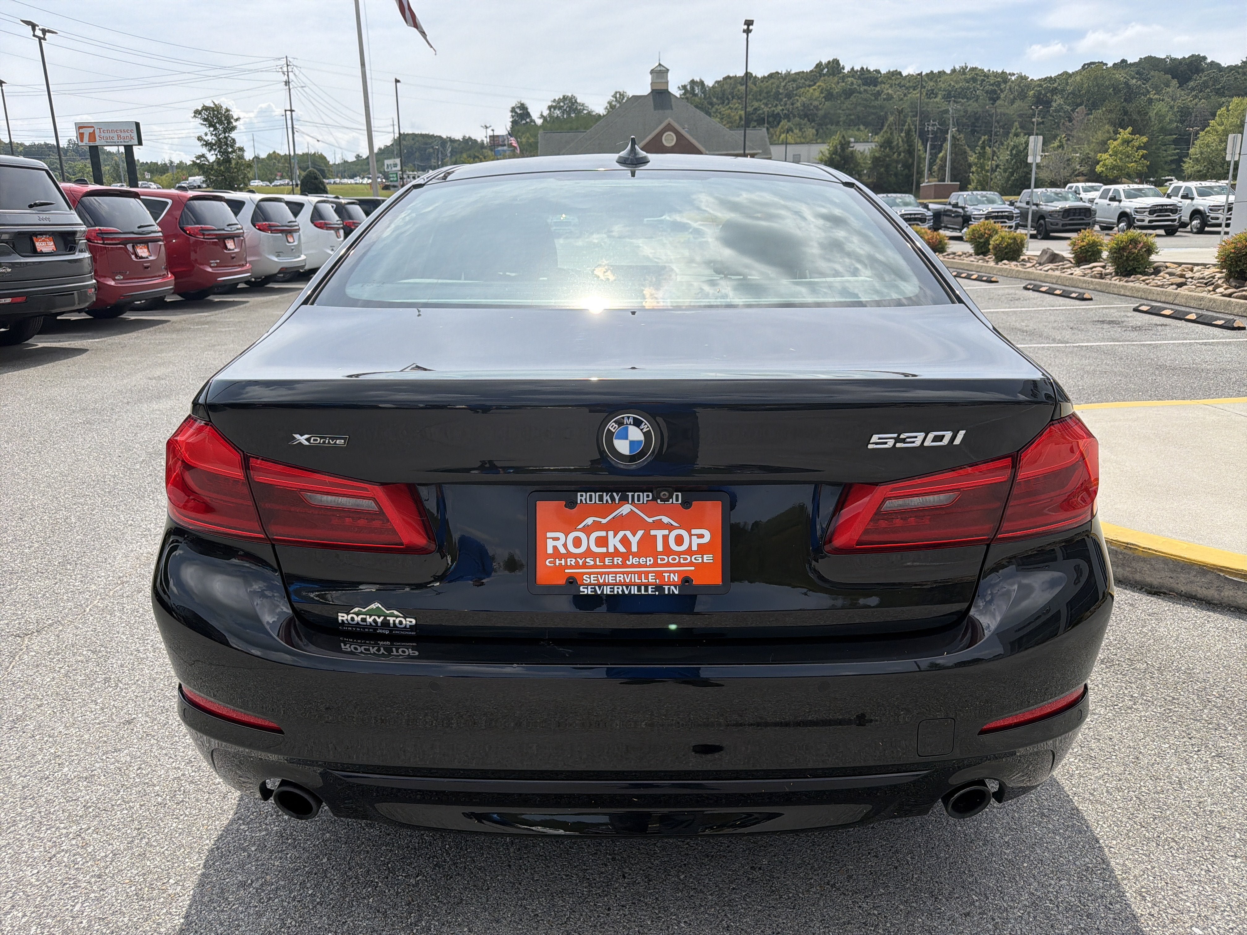 Used 2019 BMW 530i xDrive AWD/4WD image 9