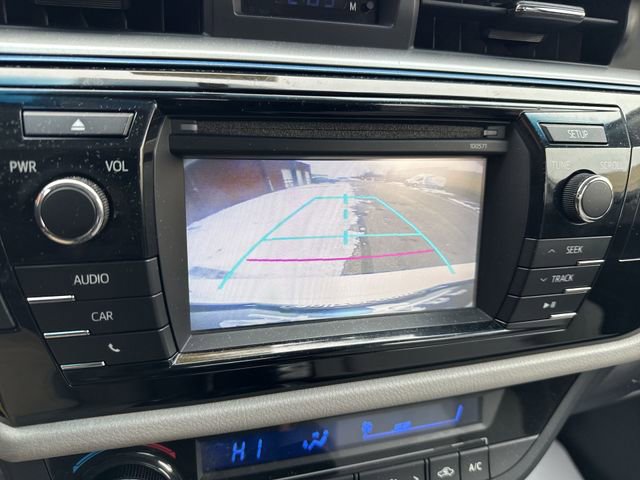 Used 2016 Toyota Corolla LE image 23