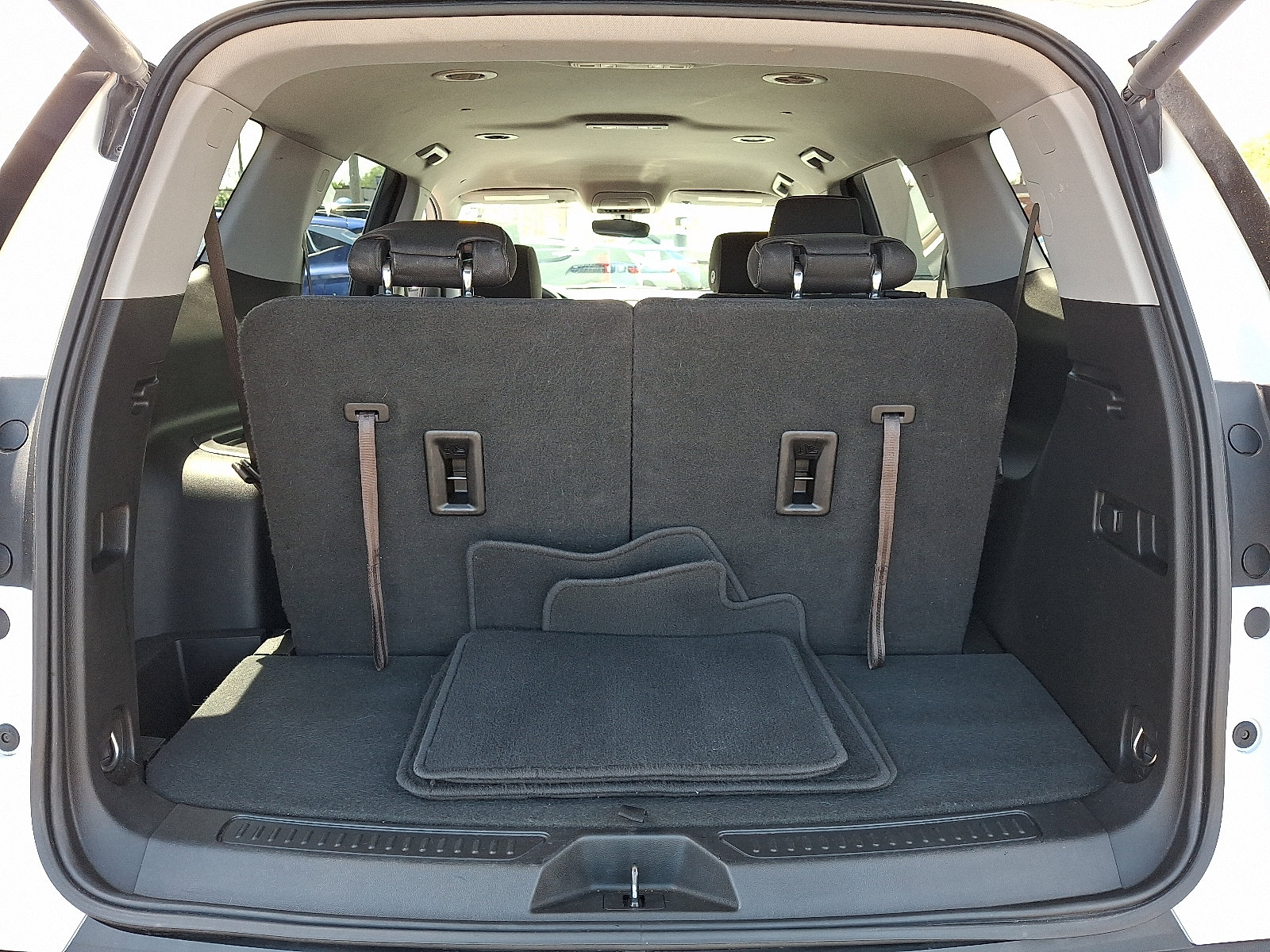Used 2019 GMC Acadia SLE w/ Driver Alert Package I AWD/4WD image 28
